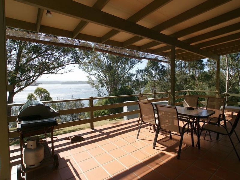 57 Kyla Park Close, Tuross Head NSW 2537