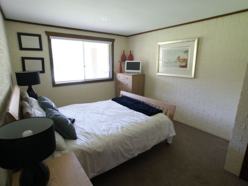 4 Iluka Avenue, Malua Bay NSW 2536