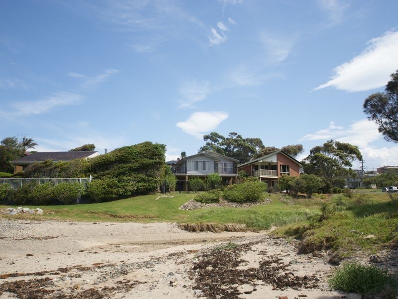 4 Iluka Avenue, Malua Bay NSW 2536