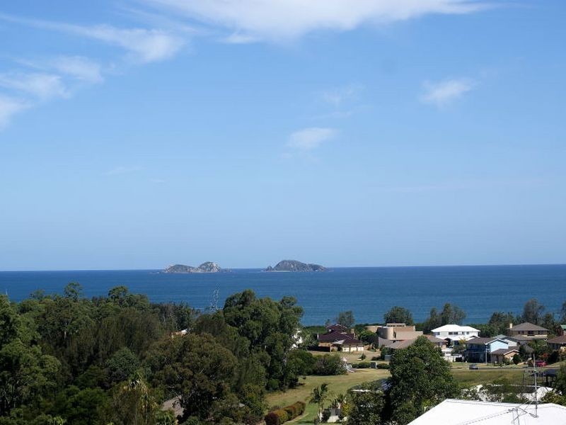 3 Henry Place, Long Beach NSW 2536