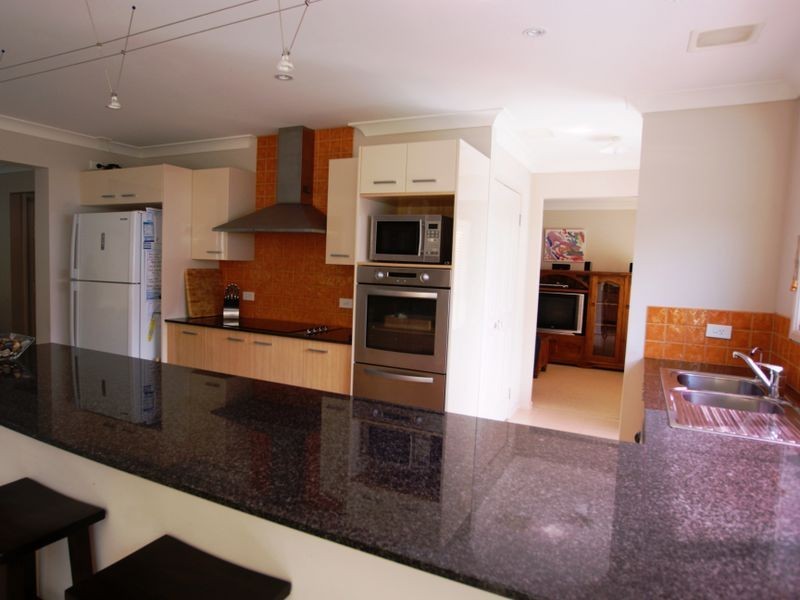 3 Gosse Place, Sunshine Bay NSW 2536