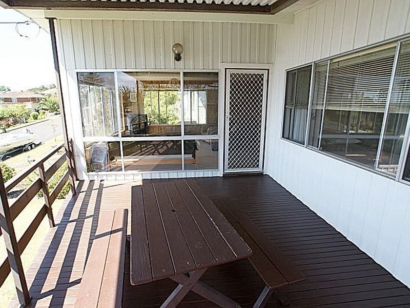 12 Grantham Road, Batehaven NSW 2536