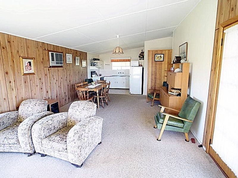 12 Grantham Road, Batehaven NSW 2536