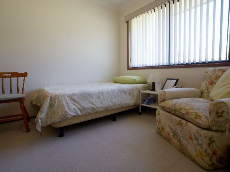 4/4 Drinnan Close, Surf Beach NSW 2536