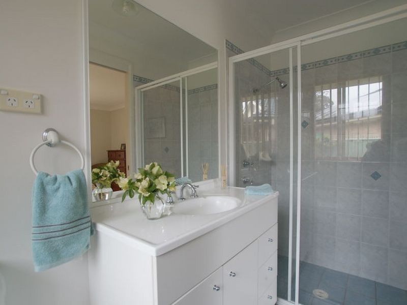 9 Hartog Place, Sunshine Bay NSW 2536