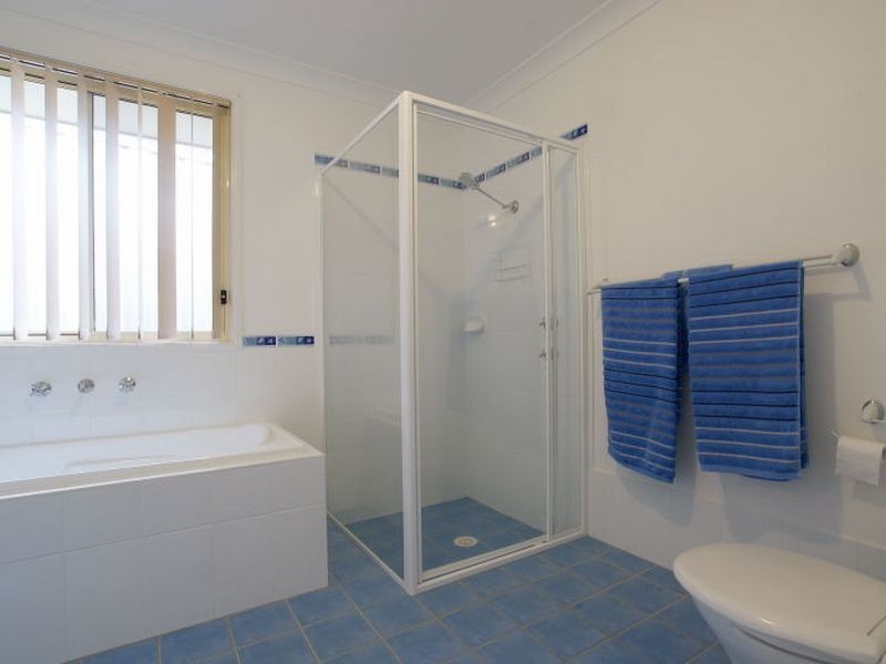 9 Hartog Place, Sunshine Bay NSW 2536