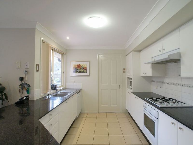 9 Hartog Place, Sunshine Bay NSW 2536