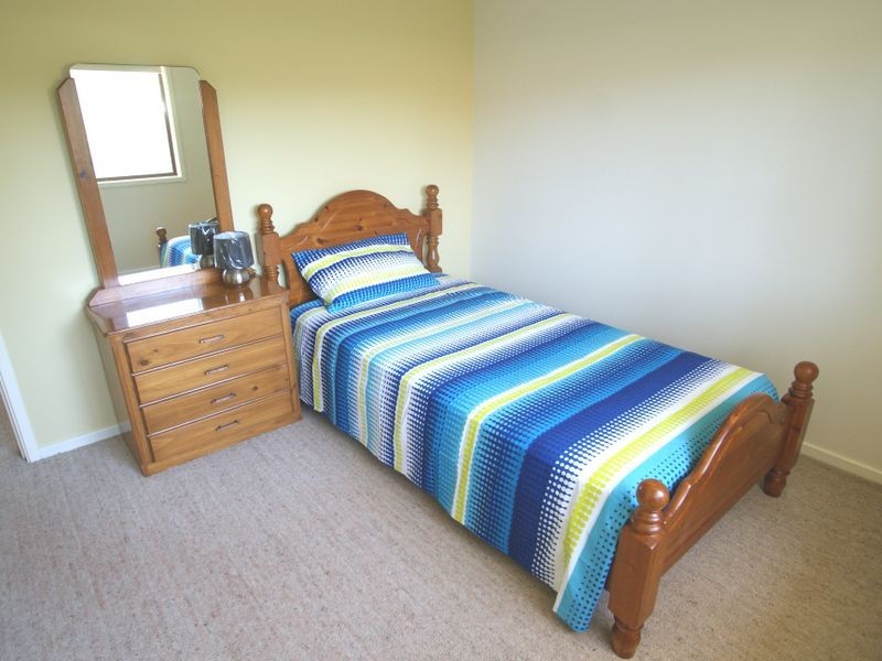 4 Belbowrie Parade, Maloneys Beach NSW 2536