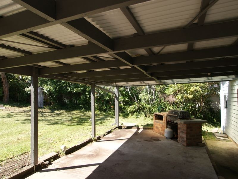 129 Beach Road, Sunshine Bay NSW 2536