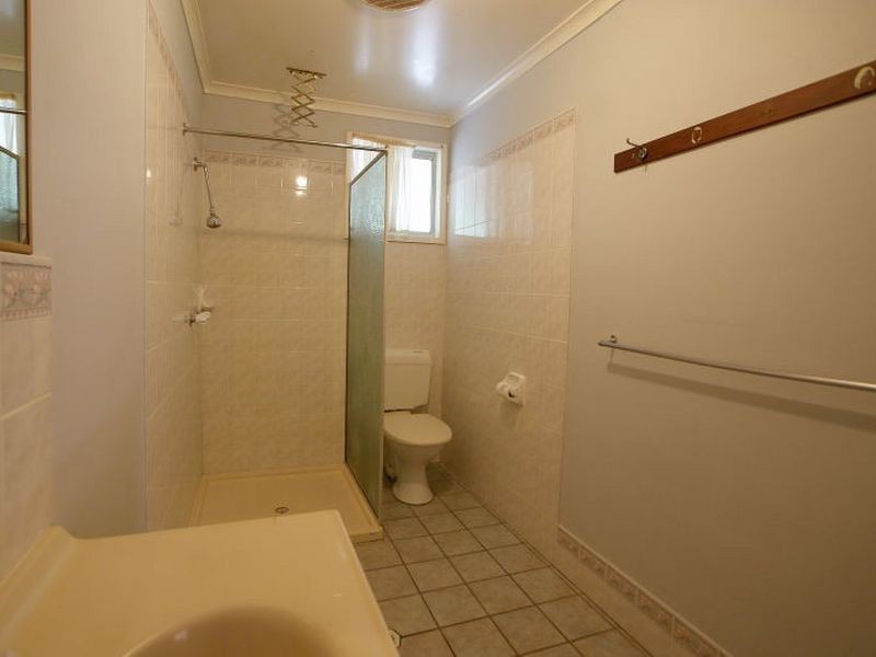 16 Berrima Parade, Surfside NSW 2536