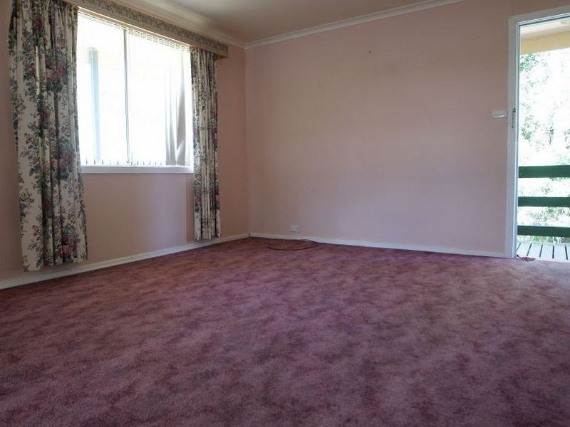 16 Berrima Parade, Surfside NSW 2536