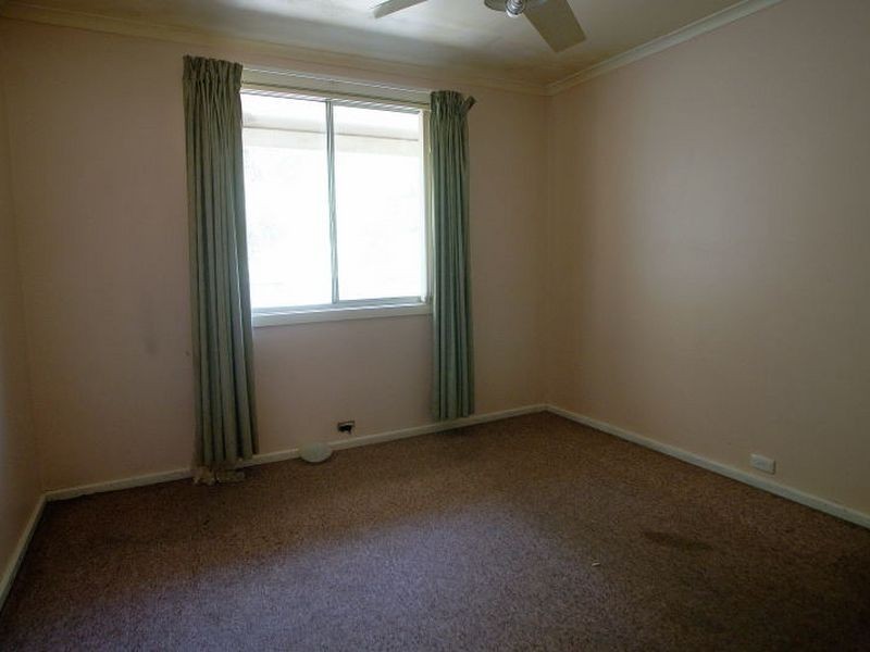 16 Berrima Parade, Surfside NSW 2536