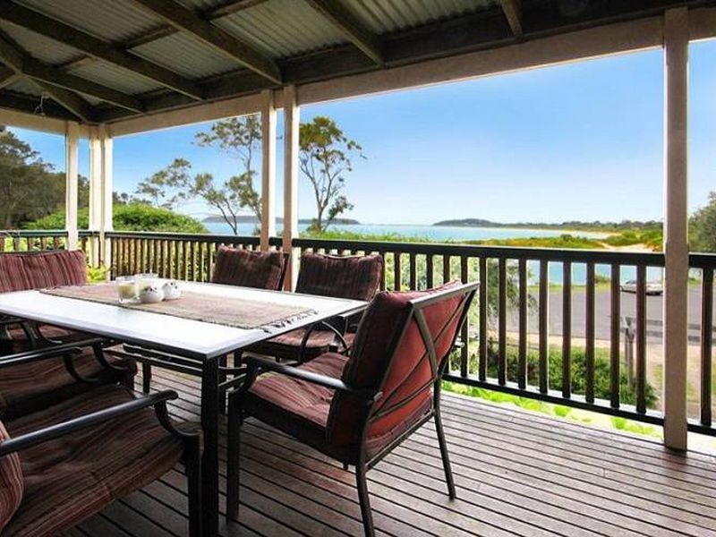 105 Annetts Parade, Mossy Point NSW 2537