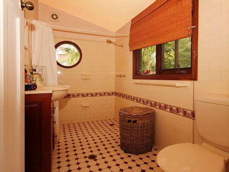 105 Annetts Parade, Mossy Point NSW 2537