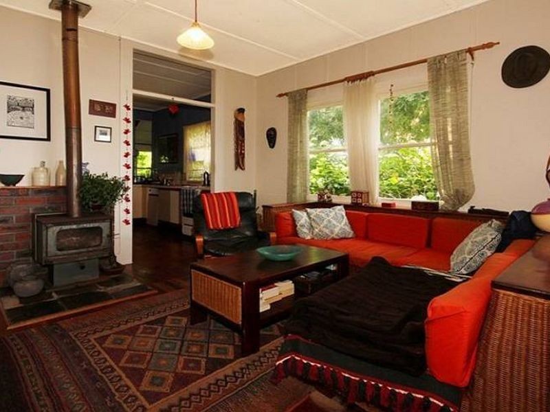 105 Annetts Parade, Mossy Point NSW 2537