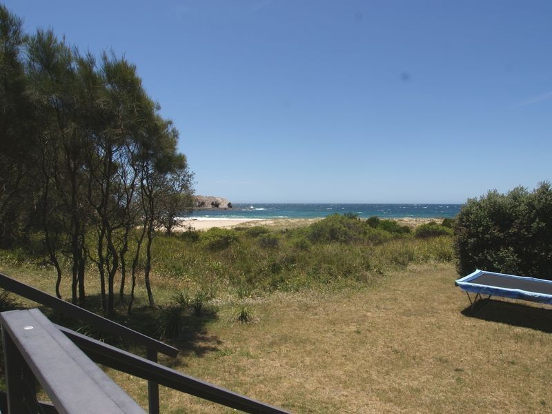 48 Beach Parade, Guerilla Bay NSW 2536
