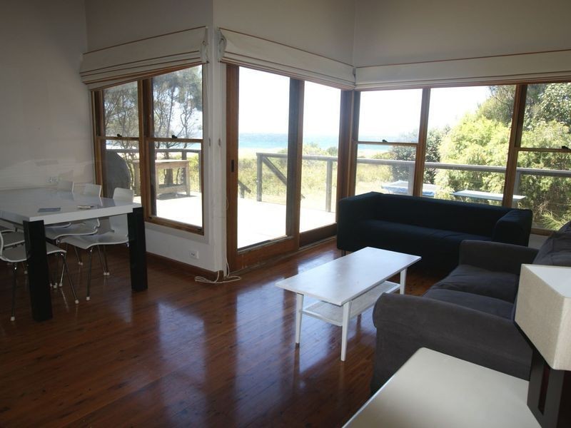 48 Beach Parade, Guerilla Bay NSW 2536