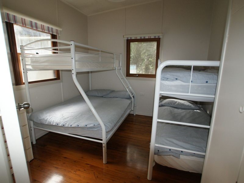 48 Beach Parade, Guerilla Bay NSW 2536