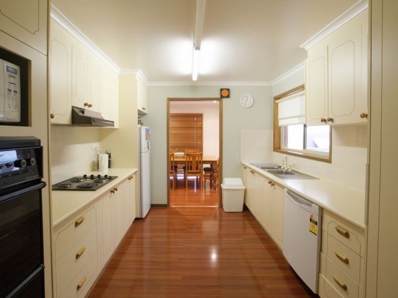 18 Surf Beach Avenue, Surf Beach NSW 2536