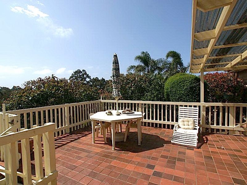 4 Bellbird Close, Surfside NSW 2536