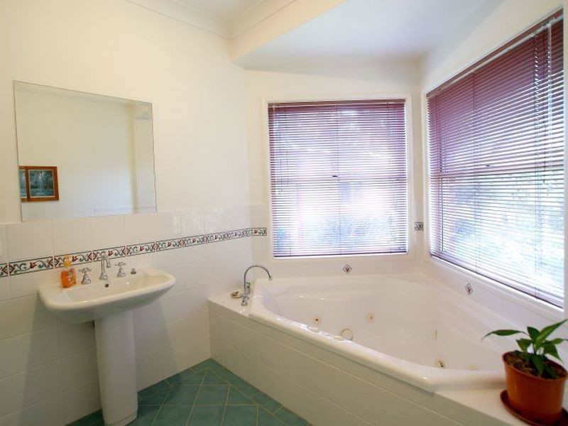 13 Clyde View Drive, Long Beach NSW 2536