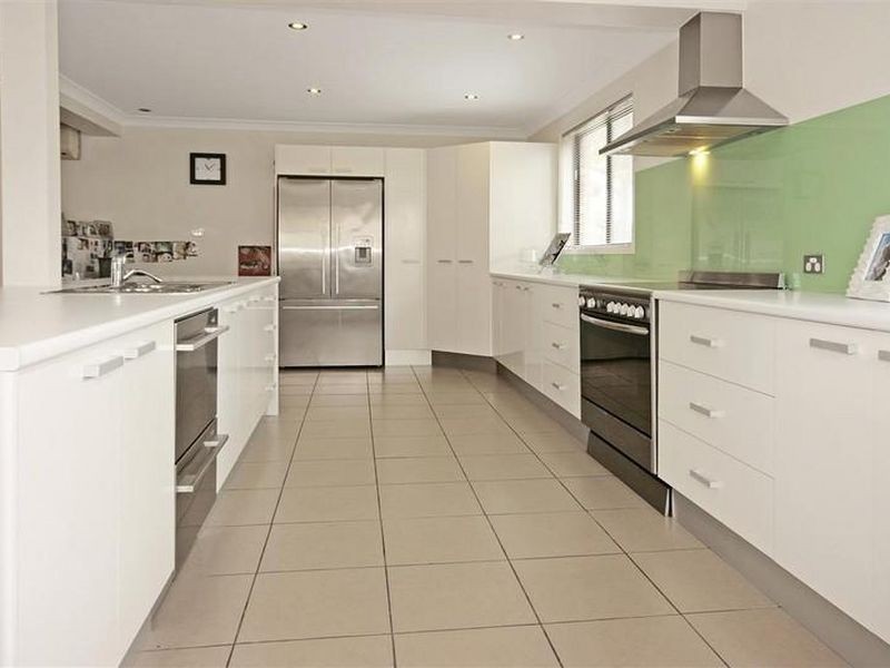 2 Wallaringa Street, Surfside NSW 2536