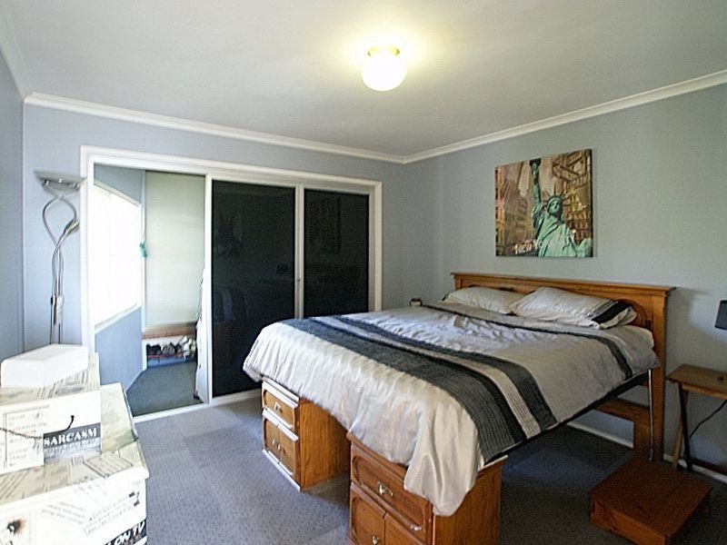 50 Bavarde Avenue, Batemans Bay NSW 2536