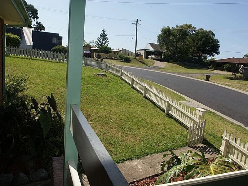 42 Bavarde Avenue, Batemans Bay NSW 2536