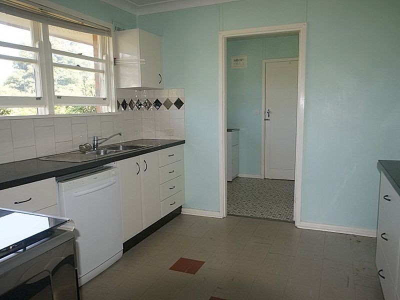 42 Bavarde Avenue, Batemans Bay NSW 2536