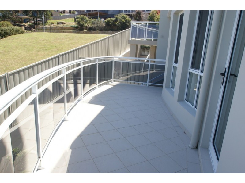 3a Henry Place, Long Beach NSW 2536