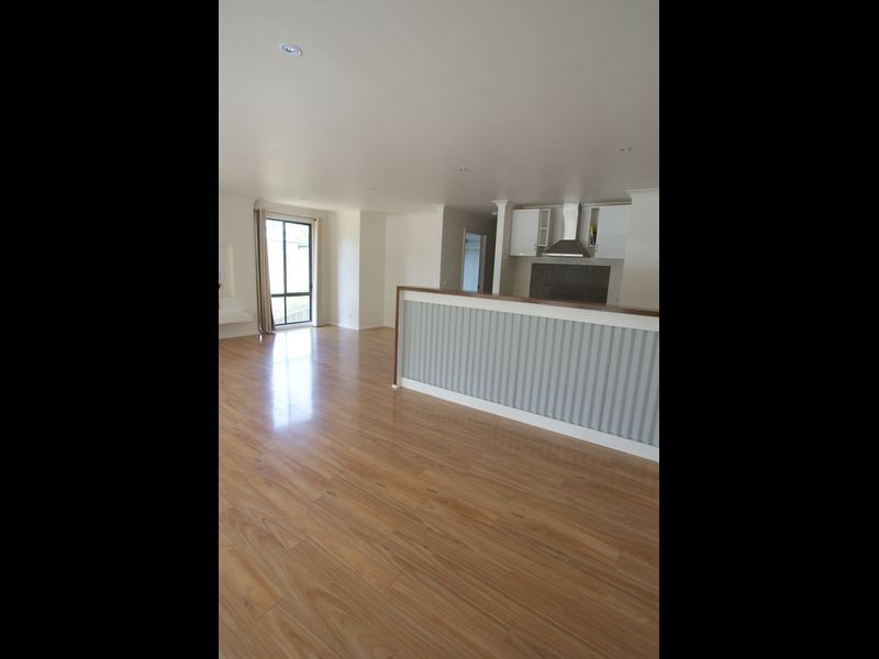 7C Palana St, Surfside NSW 2536