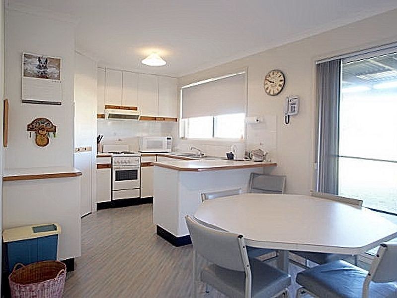 86 Maloneys Drive, Maloneys Beach NSW 2536