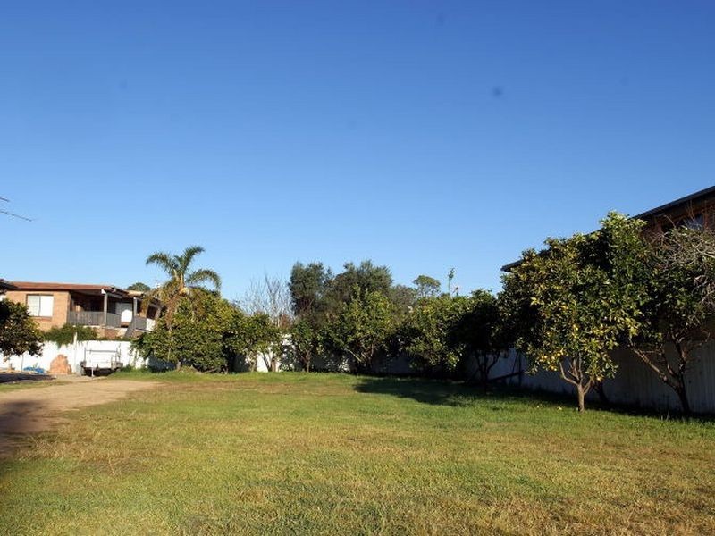 110 Beach Road, Batemans Bay NSW 2536