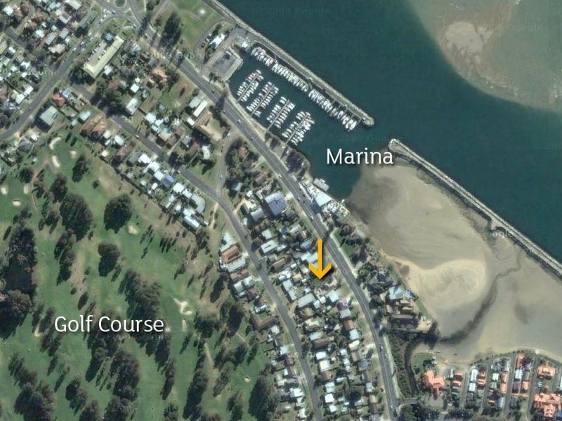 110 Beach Road, Batemans Bay NSW 2536