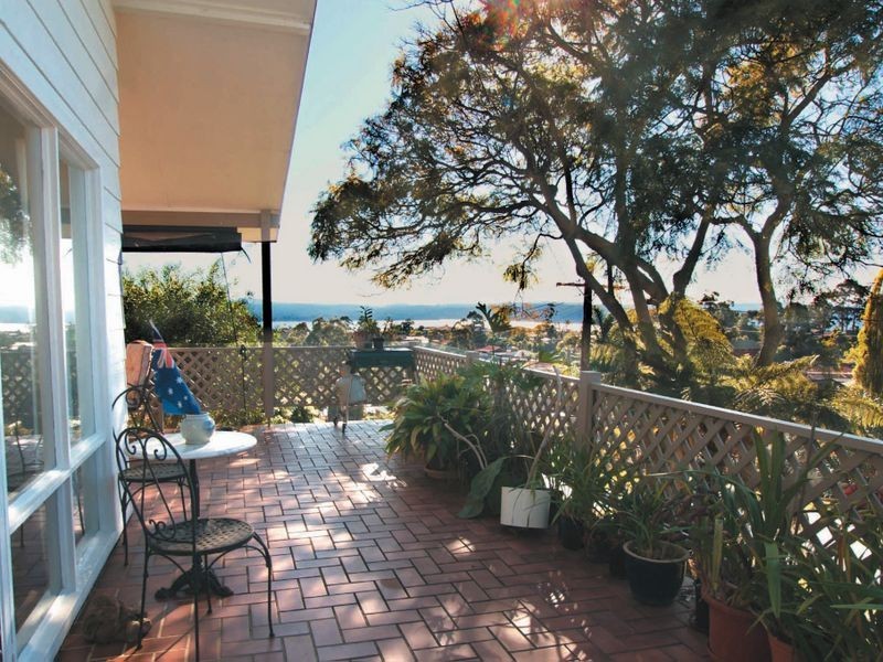 76 Vista Avenue, Catalina NSW 2536