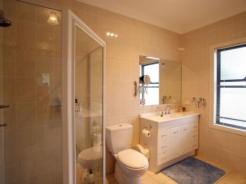 2/16 Henry Place, Long Beach NSW 2536