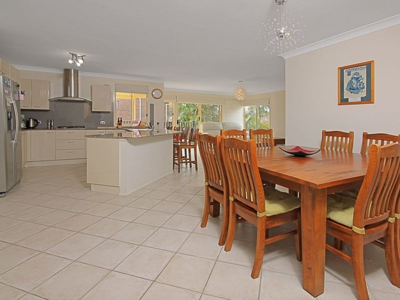 44 Eric Fenning Drive, Surf Beach NSW 2536