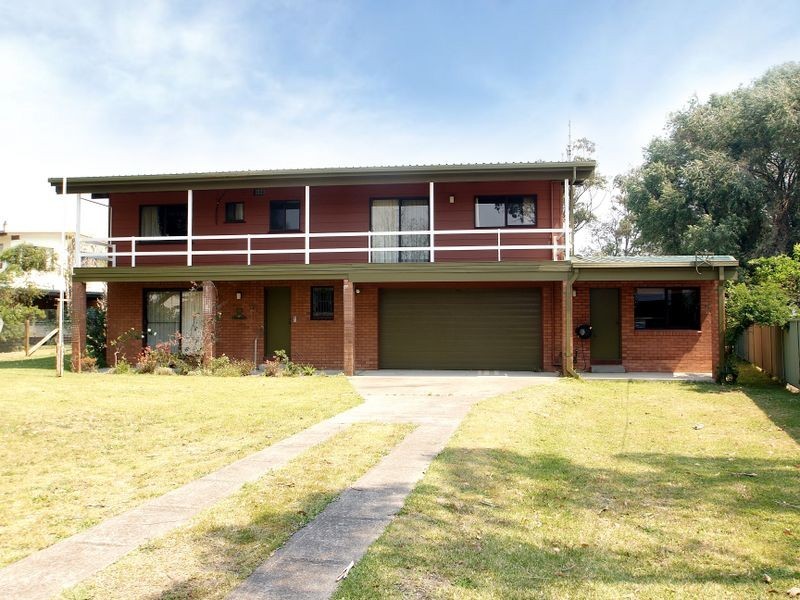89 Sunpatch Parade, Tomakin NSW 2537