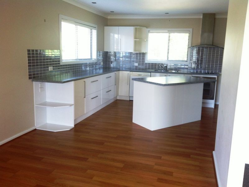 35 Tasman Street, Surf Beach NSW 2536