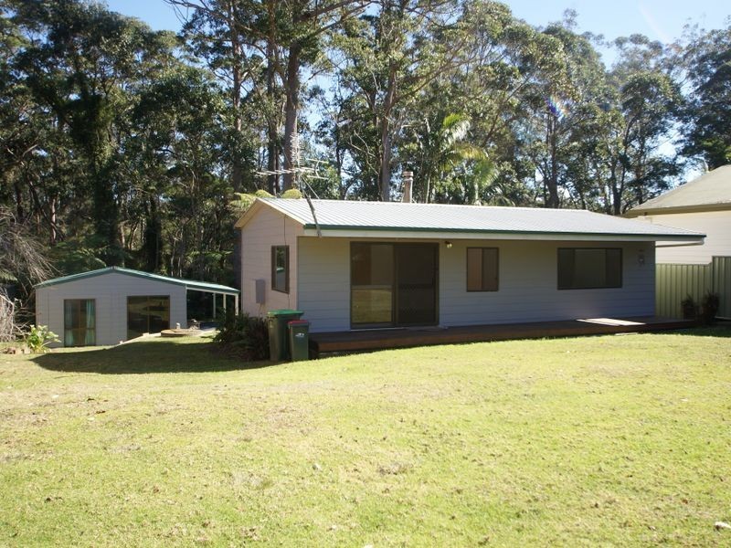 19 Village Road, South Durras NSW 2536