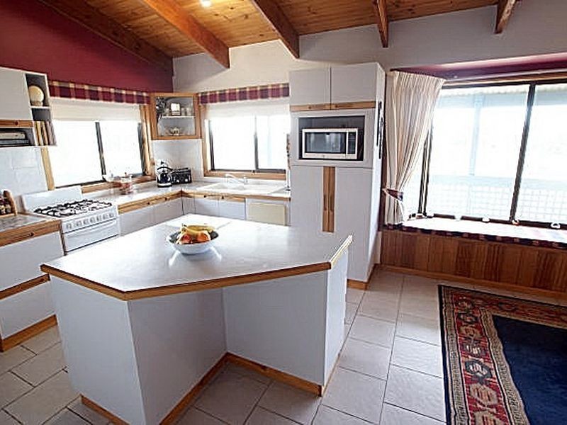 32 Point Parade, Congo NSW 2537