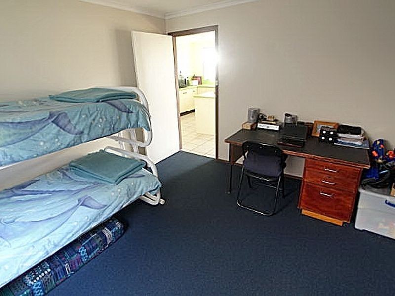 32 Point Parade, Congo NSW 2537