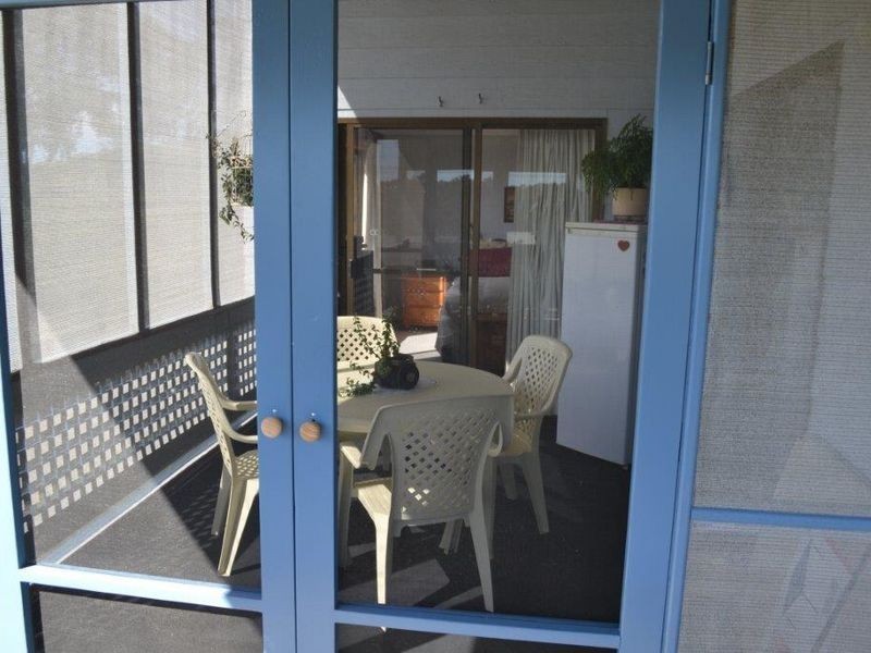 32 Point Parade, Congo NSW 2537