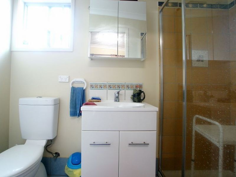 18 Clare Crescent, Batehaven NSW 2536