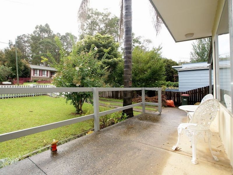 18 Clare Crescent, Batehaven NSW 2536