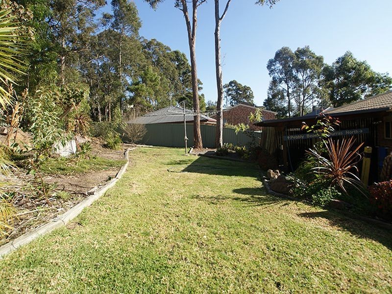 19 Karoola Crescent, Surfside NSW 2536