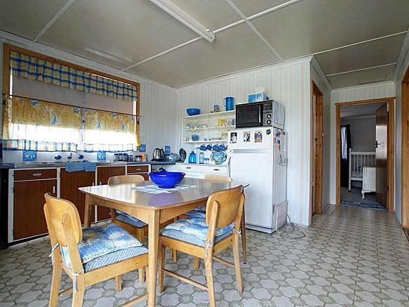 12 Berrima Parade, Surfside NSW 2536