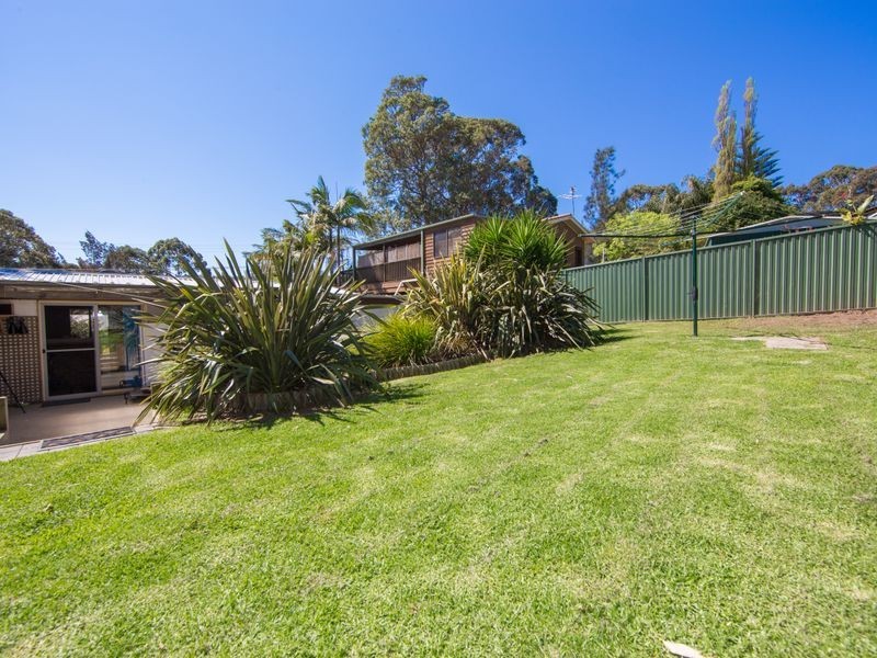 25 Tomakin Place, Tomakin NSW 2537