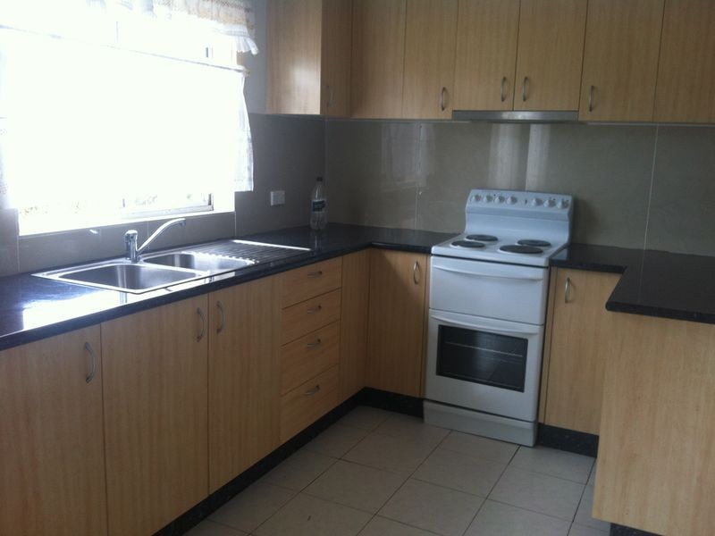 1/12 Marjorie Cres, Batehaven NSW 2536