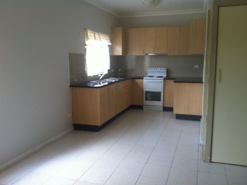 1/12 Marjorie Cres, Batehaven NSW 2536